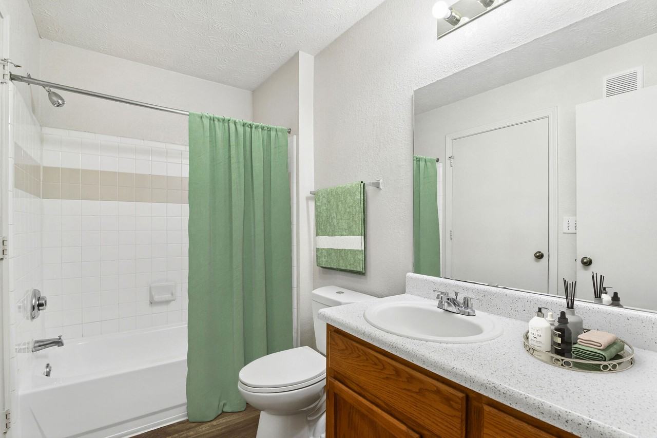 Ellington Woods - Photo 7 of 38