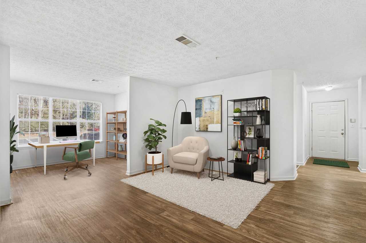 Ellington Woods - Photo 5 of 38