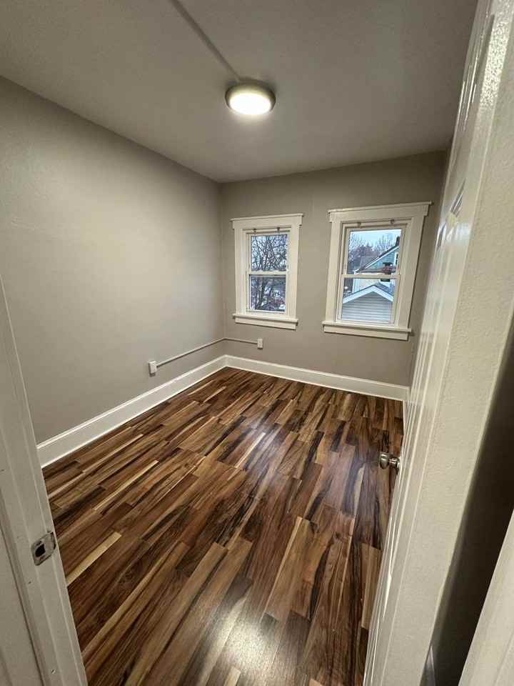 48 Beacon St #1 - Photo 5 of 8