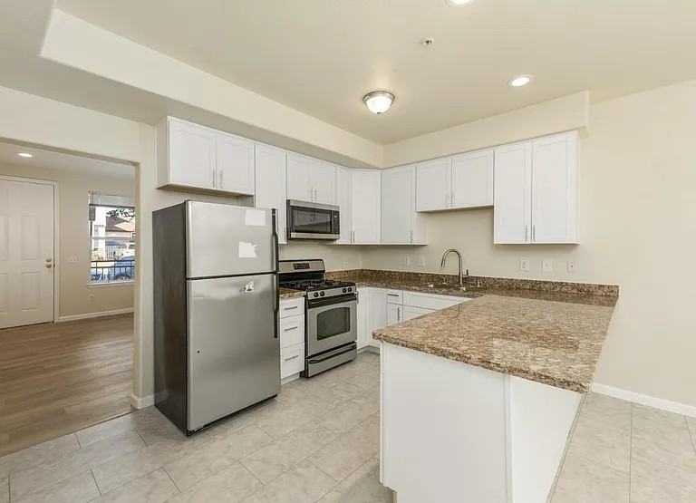 950 Campoy St #103 - Photo 6 of 19