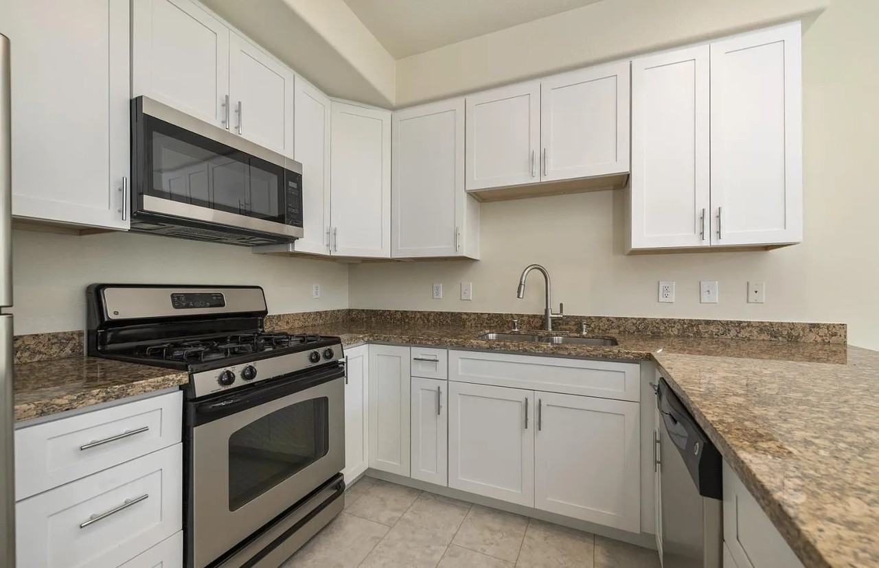 950 Campoy St #103 - Photo 7 of 19