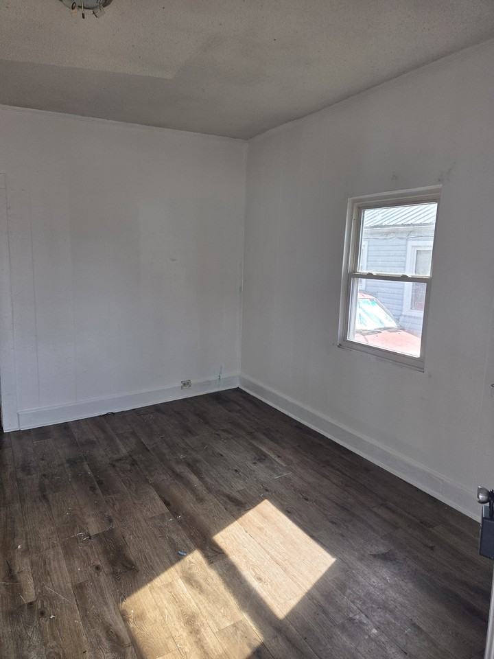 3520 Calumet Pl - Photo 4 of 9