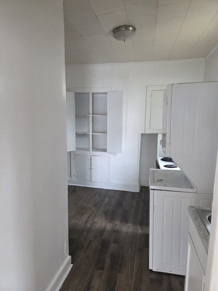 3520 Calumet Pl - Photo 5 of 9