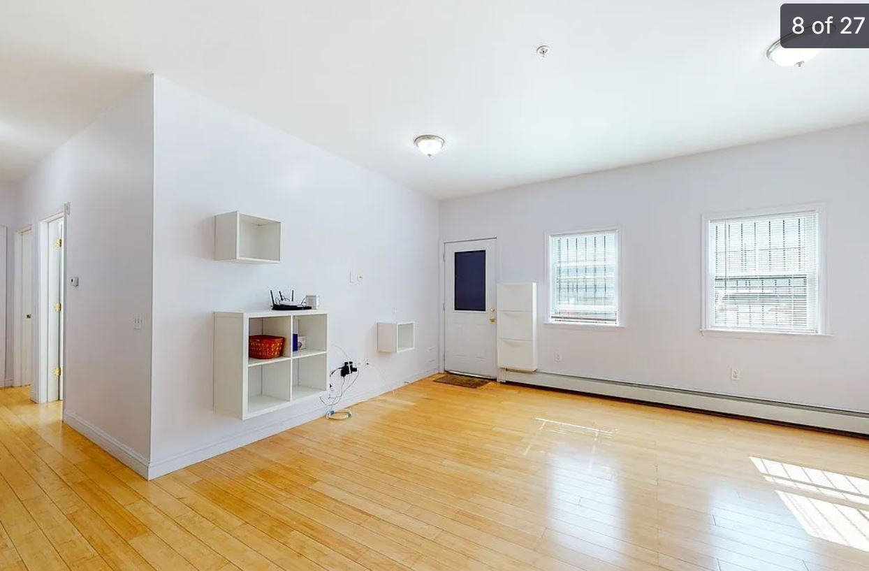 352 Blue Hill Ave - Photo 7 of 8