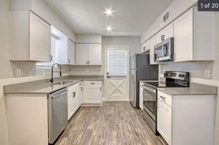 351 W Ray Rd - Photo 1 of 1