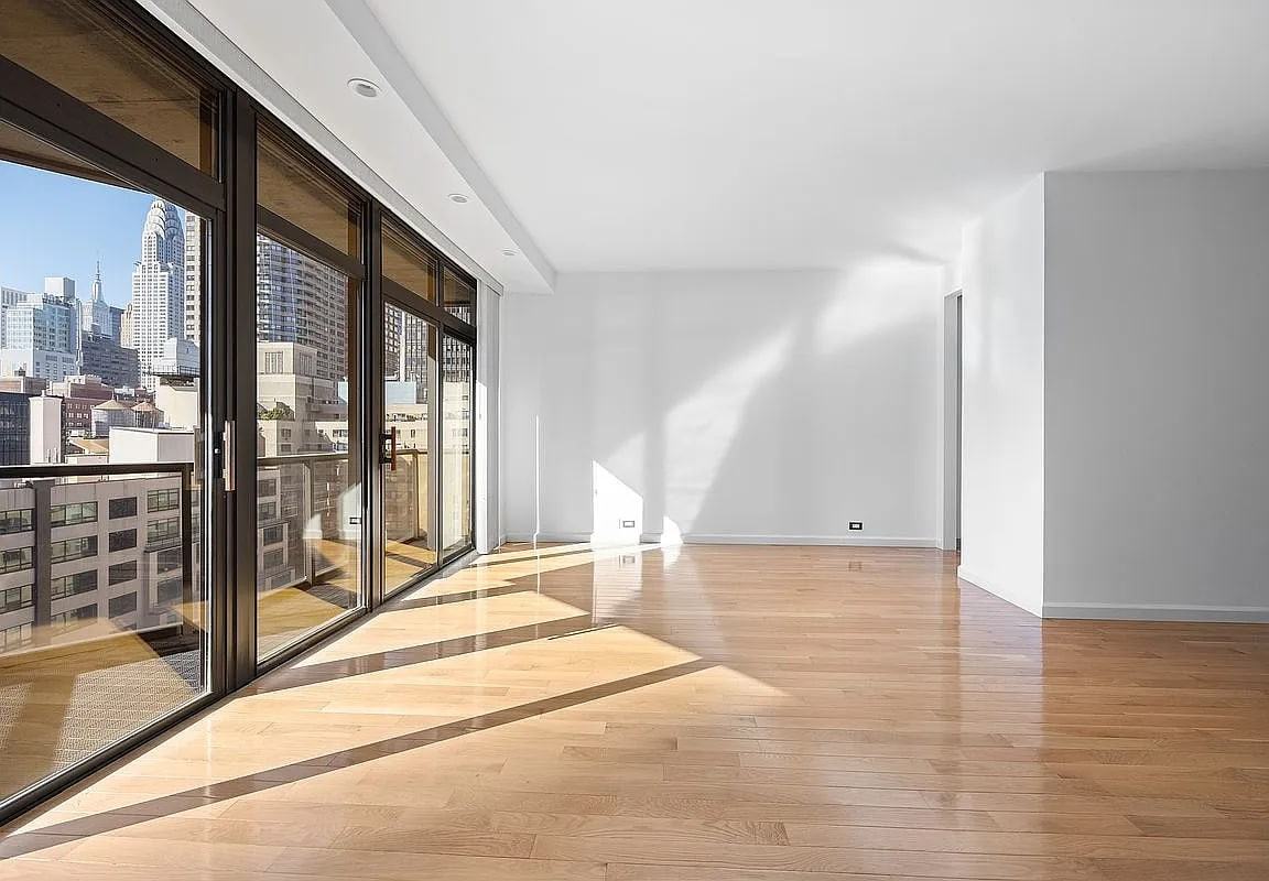 100 United Nations Plz - Photo 4 of 6