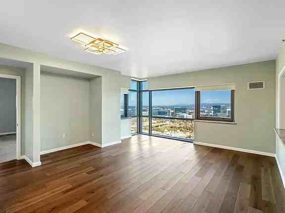 1 Mandalay Pl - Photo 2 of 9