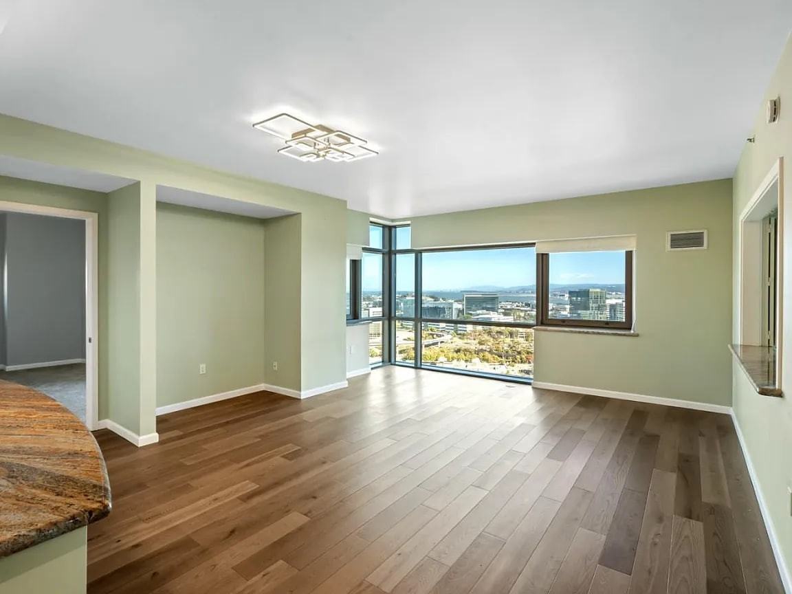 1 Mandalay Pl - Photo 6 of 9