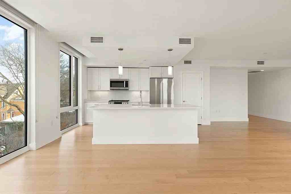 7 Beech St - Photo 4 of 7