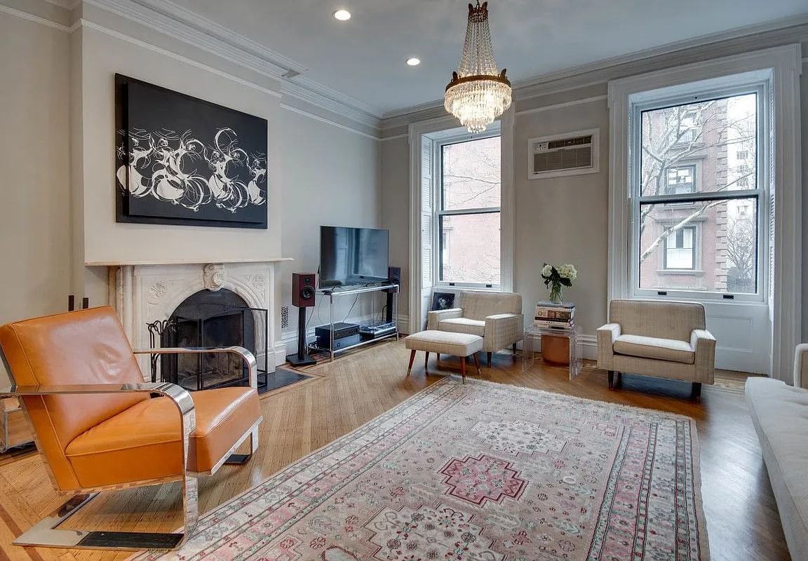 28 Remsen St - Photo 7 of 7