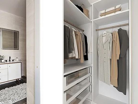 136 14Th St - Photo 4 of 7