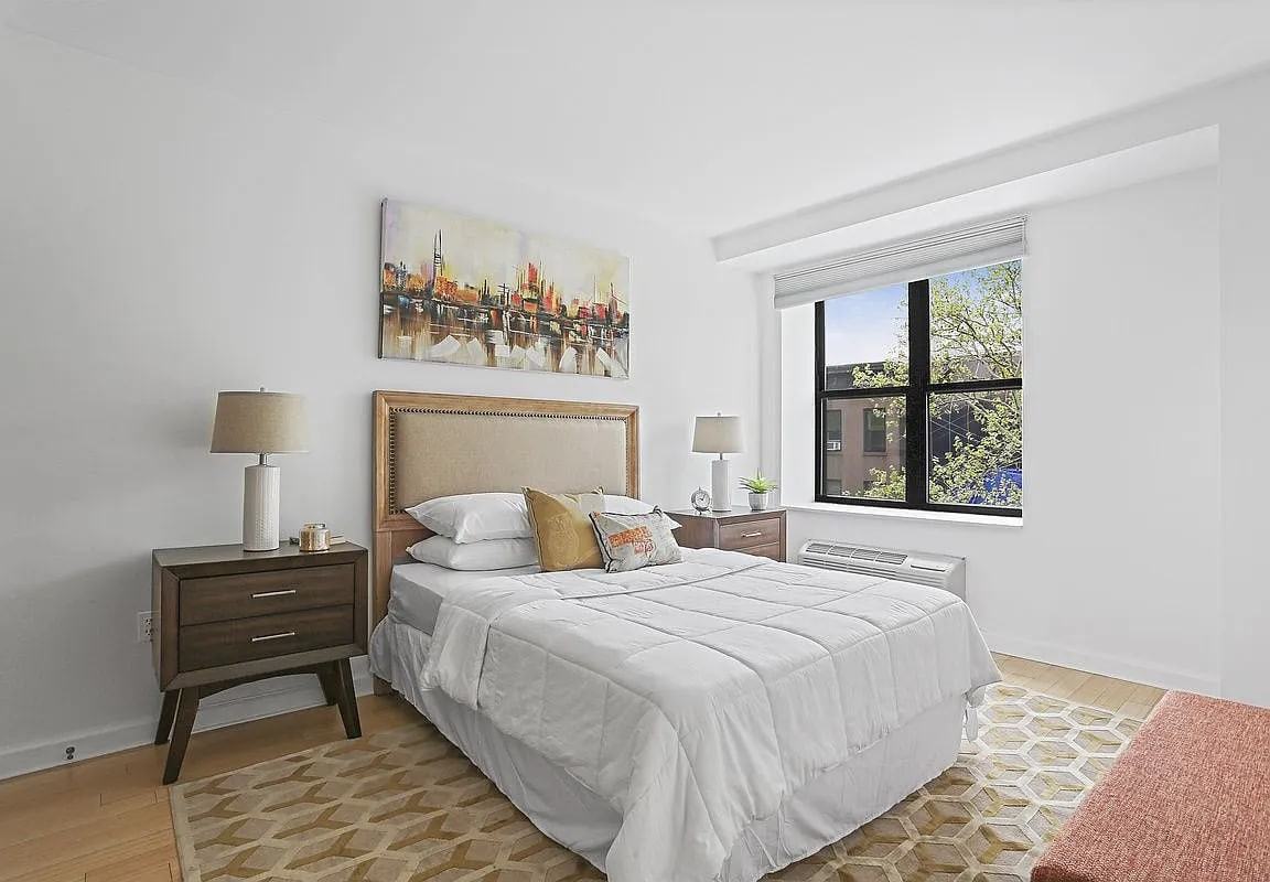 145 Park Pl - Photo 4 of 6