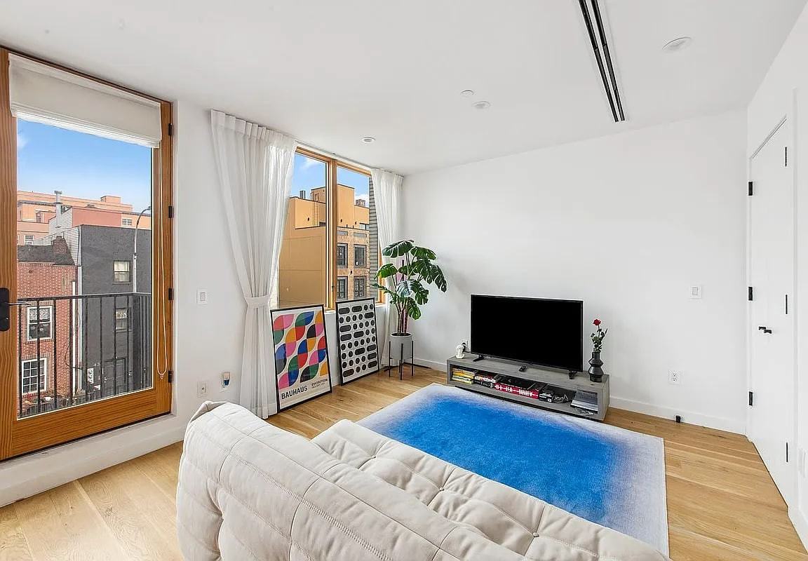 42 Rochester Ave - Photo 6 of 7