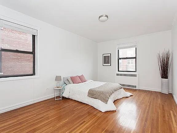 811 Cortelyou Rd - Photo 2 of 6