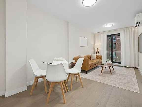 608 Ocean Ave - Photo 2 of 5