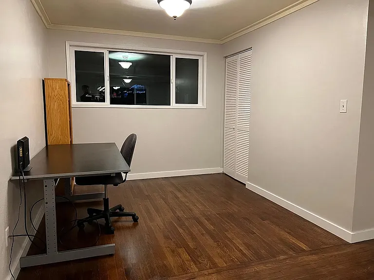 15438 Se 38th St - Photo 3 of 12