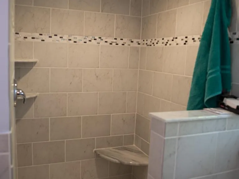 60 Kohary Dr - Photo 6 of 11