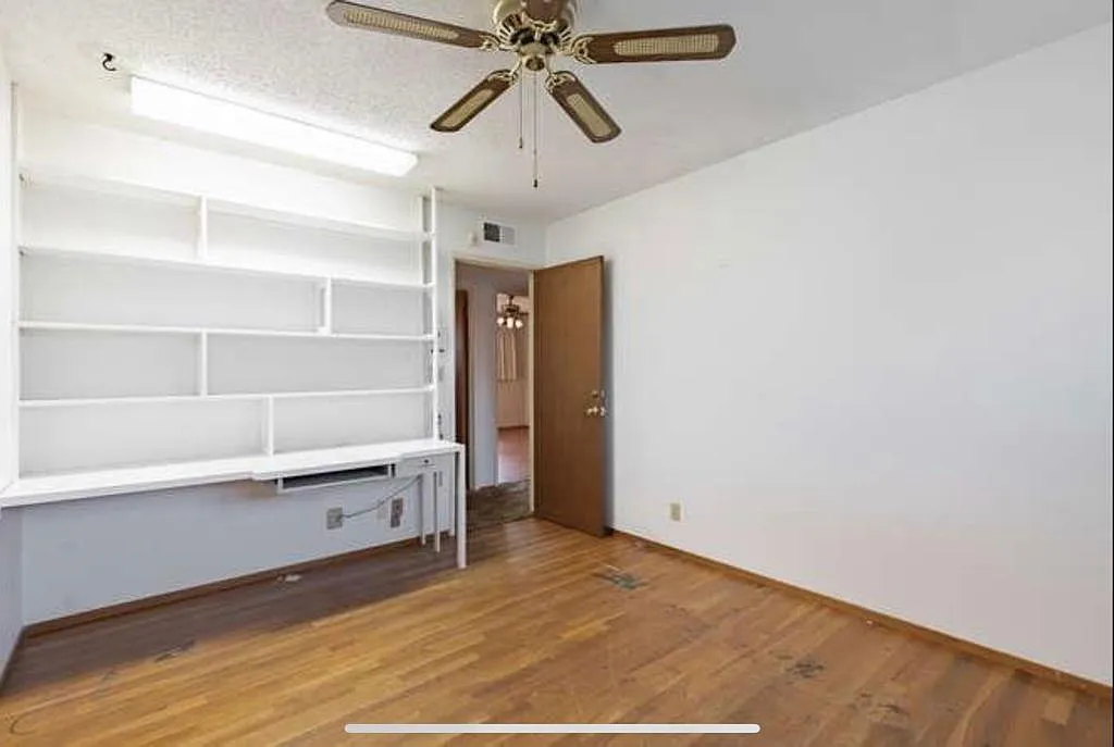 4463 E Robinson Ave - Photo 2 of 11