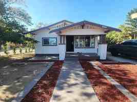 featured image of 1500 Palm Dr