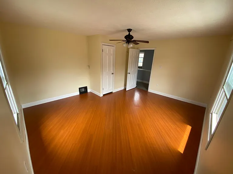 1864 Jefferson Ave - Photo 2 of 10