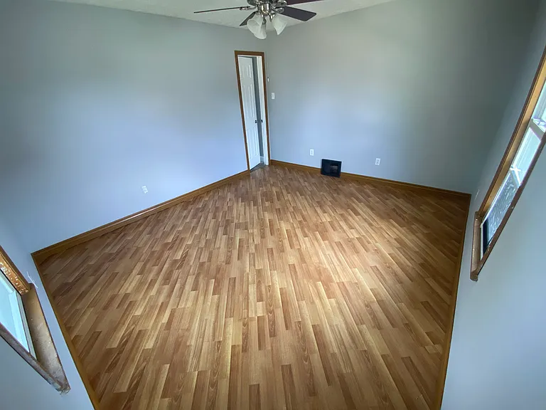 1864 Jefferson Ave - Photo 4 of 10