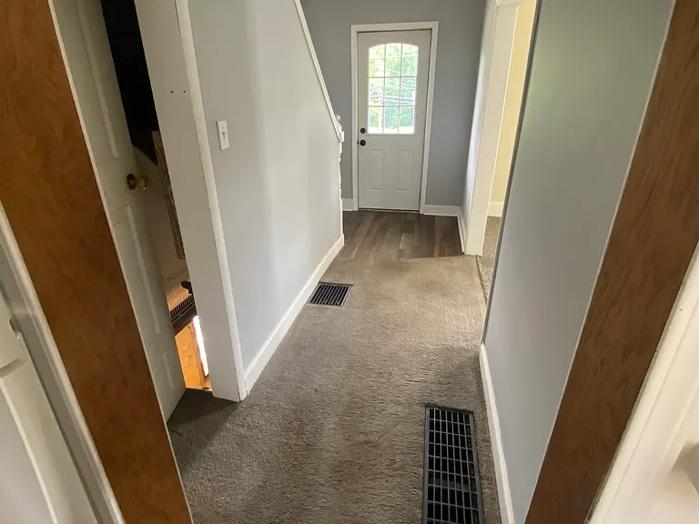 1864 Jefferson Ave - Photo 5 of 10