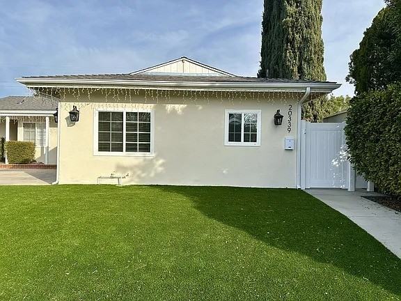 20339 Superior St - Photo 2 of 14