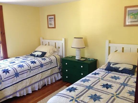 4 Breezy Point Rd - Photo 7 of 10