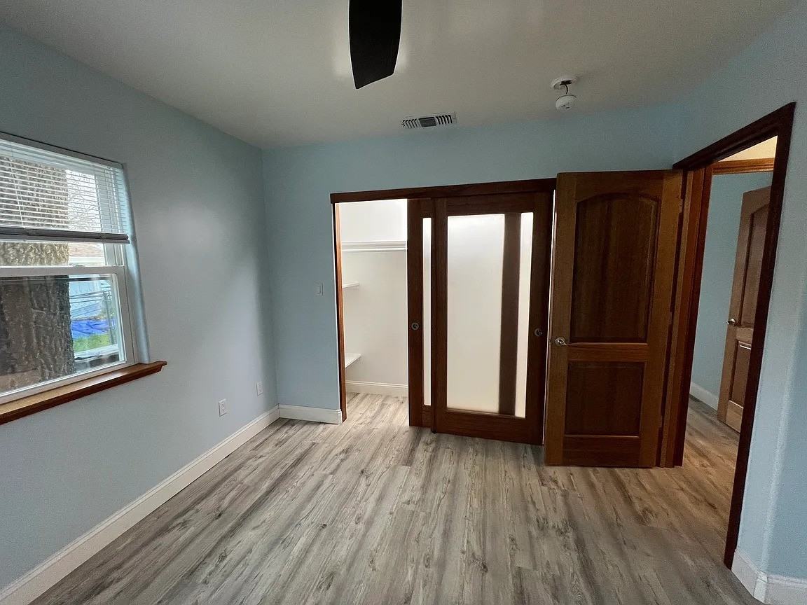 7529 Linden Ave - Photo 5 of 15