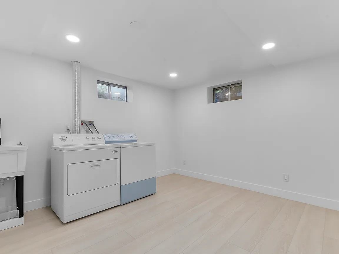 1757 W Gregory Dr - Photo 2 of 19