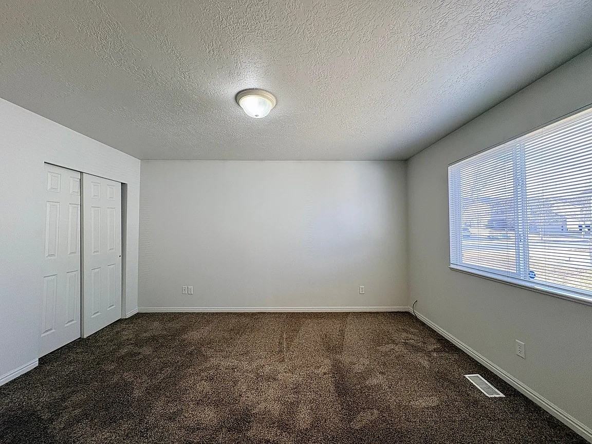 5705 S Stone Flower Way - Photo 3 of 12