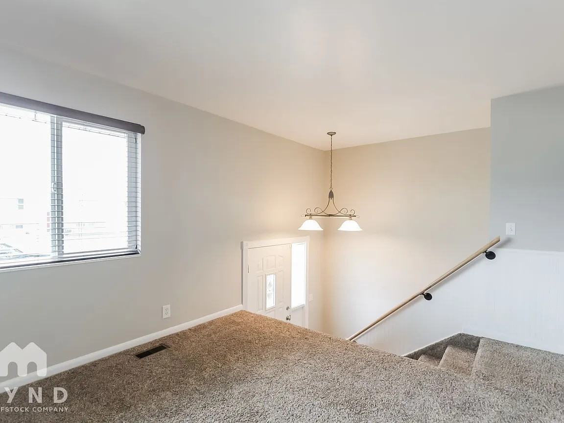 3028 W Don Francisco Dr - Photo 7 of 9