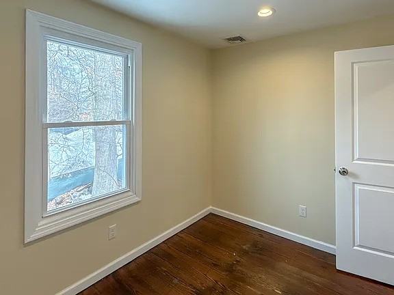 23 1/2 Tilton St - Photo 2 of 21