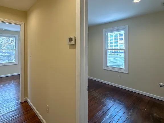 23 1/2 Tilton St - Photo 3 of 21