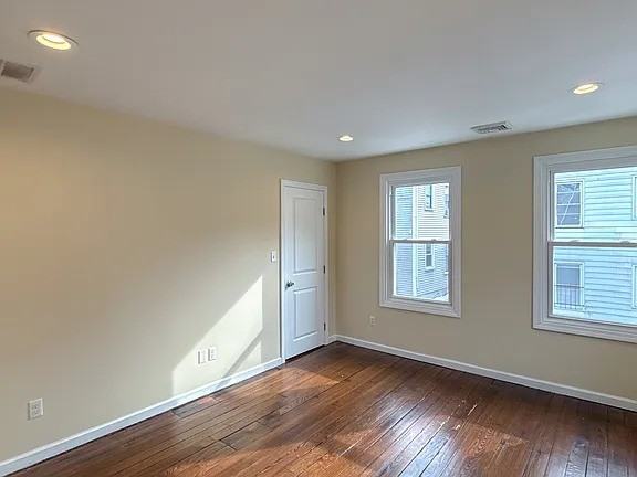 23 1/2 Tilton St - Photo 6 of 21