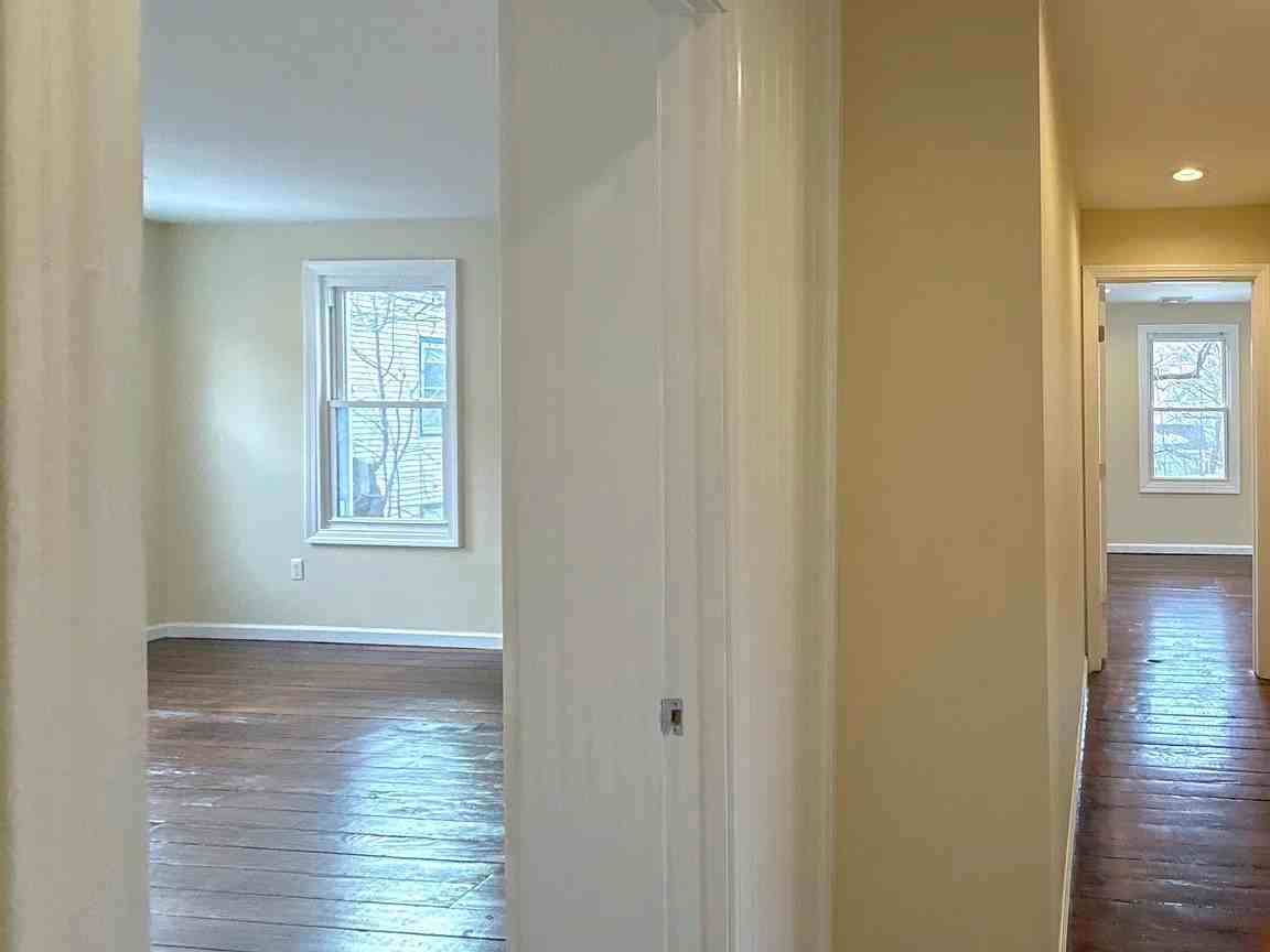 23 1/2 Tilton St - Photo 7 of 21