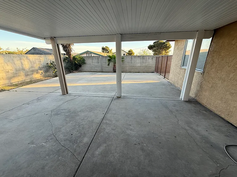 14805 Pine Ave - Photo 4 of 13