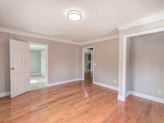 838 Spring Place Rd Ne - Photo 3 of 31