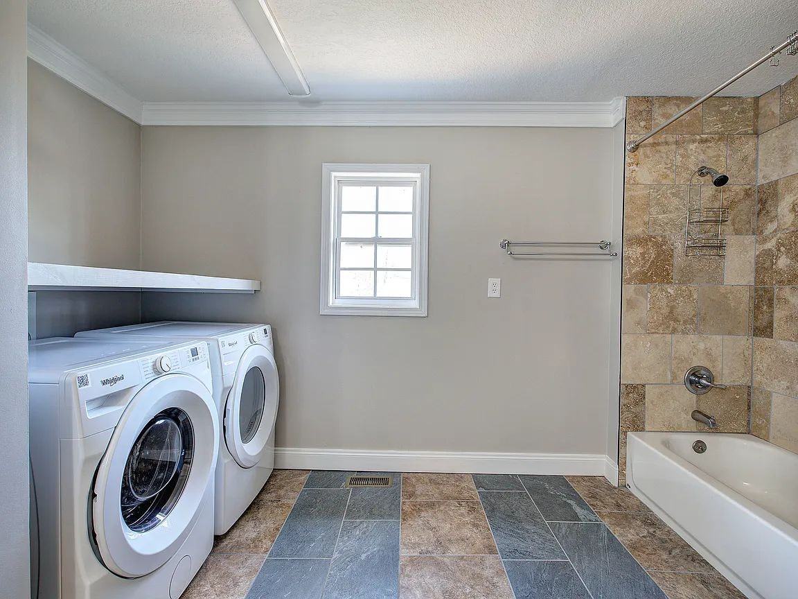 838 Spring Place Rd Ne - Photo 6 of 31