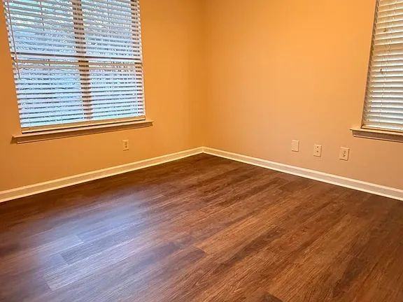 3717 Majestic Dr Sw - Photo 3 of 32