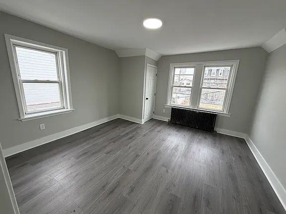 718 Pusey Ave - Photo 7 of 10