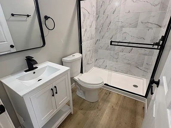 2126 Lautner St - Photo 2 of 21