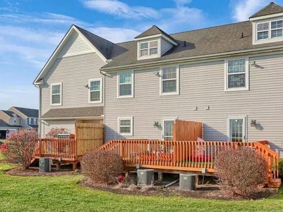 1953 Preserve Ln - Photo 3 of 33