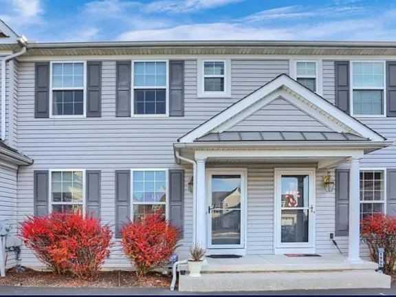 1953 Preserve Ln - Photo 7 of 33