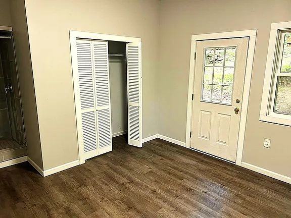 531 Sycamore Rd - Photo 2 of 18