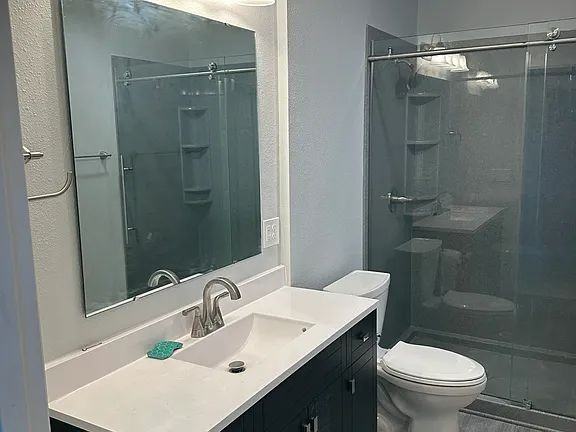 4020 W 13th St - Photo 7 of 9