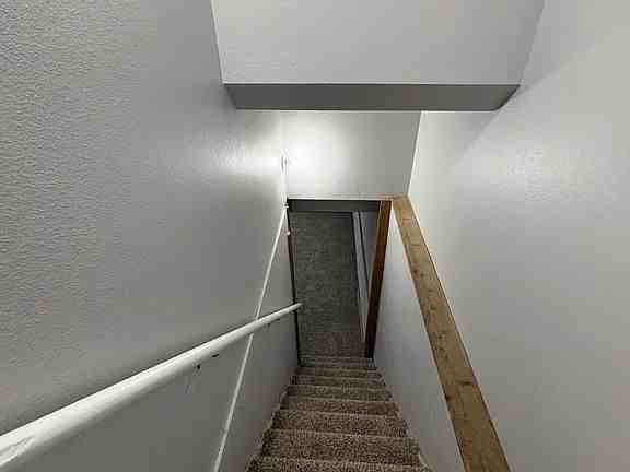 6826 Arbor Ln Ne - Photo 7 of 21