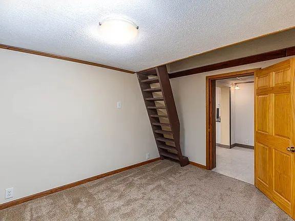 4228 100th St - Photo 7 of 45