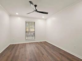 featured image of 322 Crestview Dr