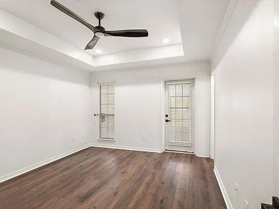 322 Crestview Dr - Photo 3 of 25